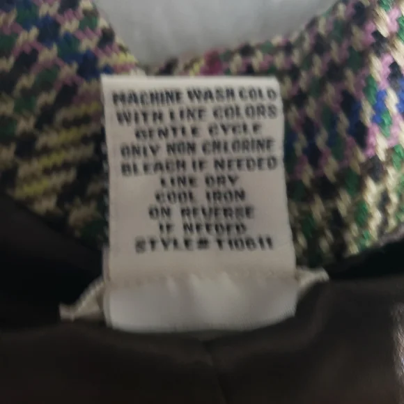 41. Studio Y Sz XL Multicolor Plaid Short-Sleeve Blazer - Picture 8 of 8